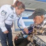 Gracias al protocolo Punto Naranja, Policía Morelia localiza a persona reportada como extraviada en la Terminal de Autobuses